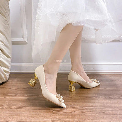 Elegant Autumn Pointed Toe Heels